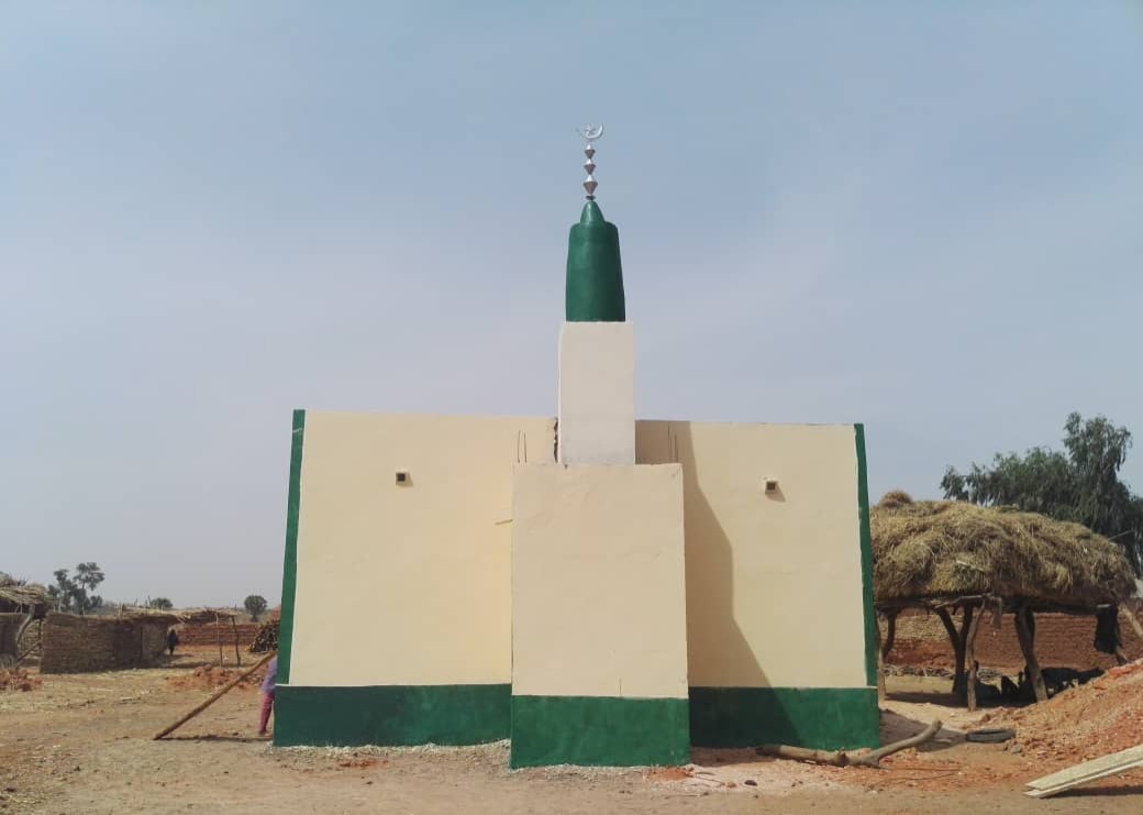 طلب بناء المساجد
